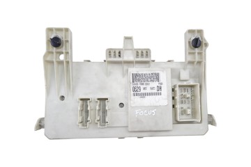 4M5T14A073DH CAJA RELES / FUSIBLES FORD FOCUS BERLINA (CAP) Ambiente (D) 2006 4M5T14A073DH 216745 FORD - 1