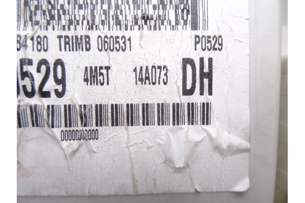 4M5T14A073DH CAJA RELES / FUSIBLES FORD FOCUS BERLINA (CAP) Ambiente (D) 2006 4M5T14A073DH 216745 FORD - 2