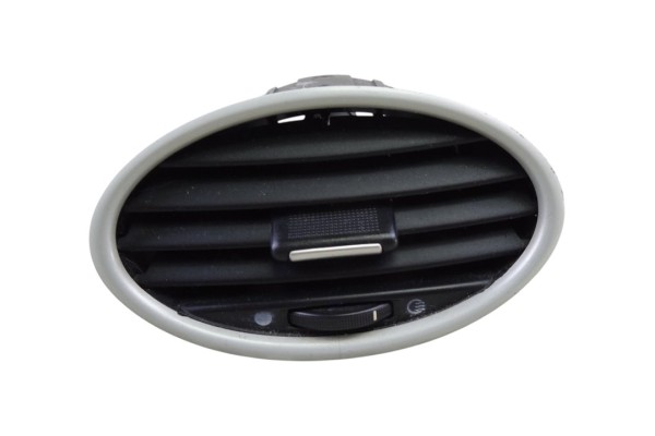 4M51A014L21AD REJILLA AIREADORA FORD FOCUS BERLINA (CAP)