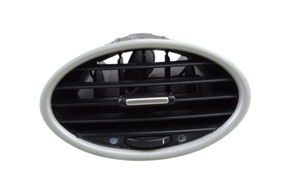 4M51A014L21AD REJILLA AIREADORA FORD FOCUS BERLINA (CAP) Ambiente (D) 2006 4M51A014L21AD 216741 FORD - 1