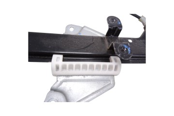 80731BJ30A  ELEVALUNAS DELANTERO IZQUIERDO NISSAN NV200 /EVALIA (M20/M) Kasten Comfort 2013 80731BJ30A 216349 NISSAN - 1