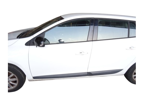 PUERTA DELANTERA IZQUIERDA RENAULT MEGANE III SPORT TOURER