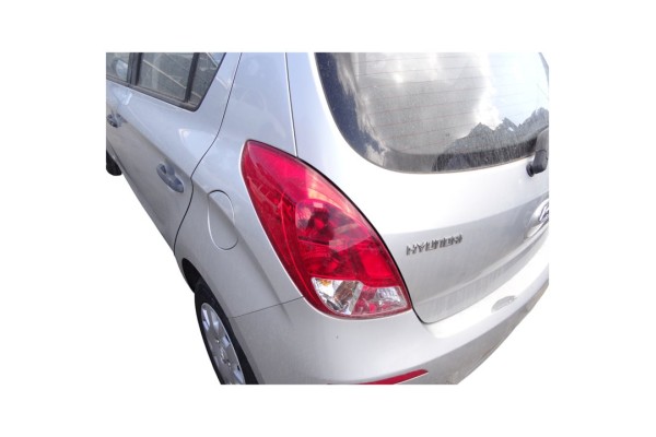 PILOTO TRASERO IZQUIERDO HYUNDAI I20 (PB)
