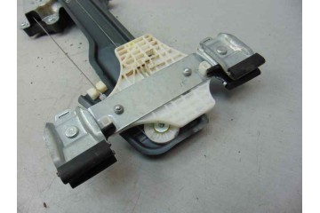 2 PIN ELEVALUNAS TRASERO DERECHO SSANGYONG TIVOLI Limited 4x2 2017 2 PIN 177936 SSANGYONG - 1