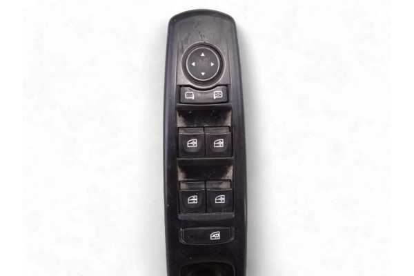  MANDO ELEVALUNAS DELANTERO IZQUIERDO RENAULT MEGANE III SPORT TOURER Business 2011 217076 RENAULT - 1