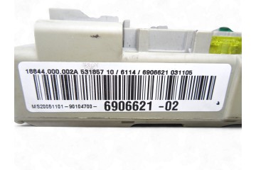6906621 CAJA RELES / FUSIBLES BMW SERIE 3 BERLINA (E90) 318d 2006 6906621 217116 BMW - 1