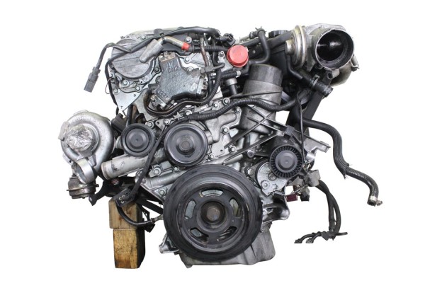 611962 MOTOR COMPLETO MERCEDES-BENZ CLASE C (BM 203) SPORTCOUPE C 220 CDI (203.706) 2002 611962 216911 MERCEDES-BENZ - 10