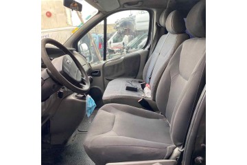 RENAULT TRAFIC II FURGÓN L1H1   Caja cerrada, corto