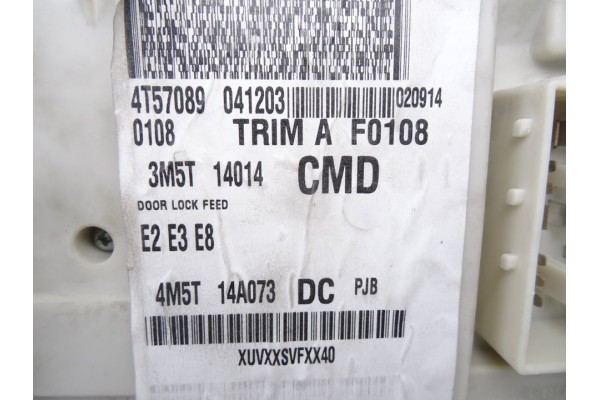 4M5T14A073DC CAJA RELES / FUSIBLES FORD FOCUS C-MAX (CAP)(2003) Trend (D) 2005 4M5T14A073DC 217222 FORD - 2