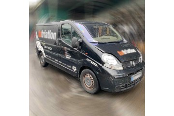 RENAULT TRAFIC II FURGÓN L1H1   Caja cerrada, corto