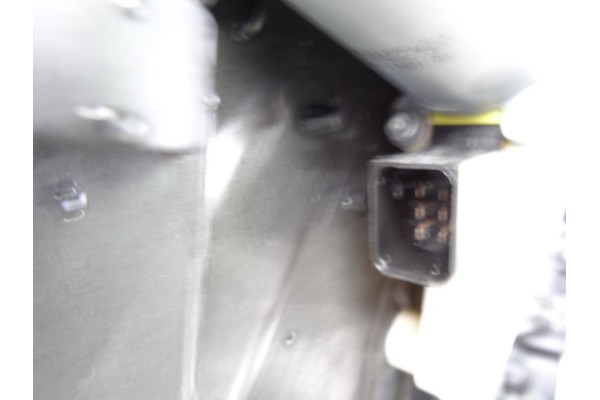 6 PIN ELEVALUNAS DELANTERO IZQUIERDO MERCEDES-BENZ CLASE CLA (BM 117) CLA 200 CDI (117.301) 2014 6 PIN 217284 MERCEDES-BENZ - 2