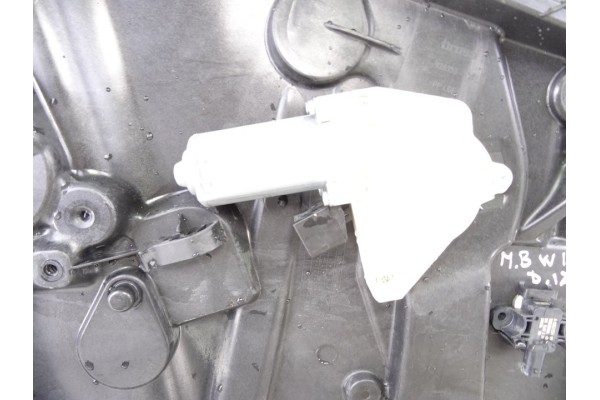 6 PIN ELEVALUNAS DELANTERO IZQUIERDO MERCEDES-BENZ CLASE CLA (BM 117) CLA 200 CDI (117.301) 2014 6 PIN 217284 MERCEDES-BENZ - 3