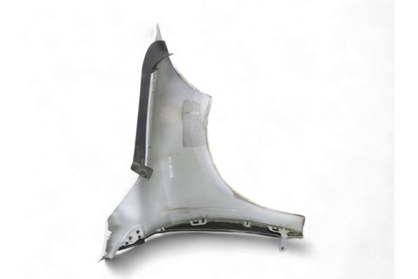 BLANCA ALETA DELANTERA IZQUIERDA RENAULT MEGANE III SPORT TOURER