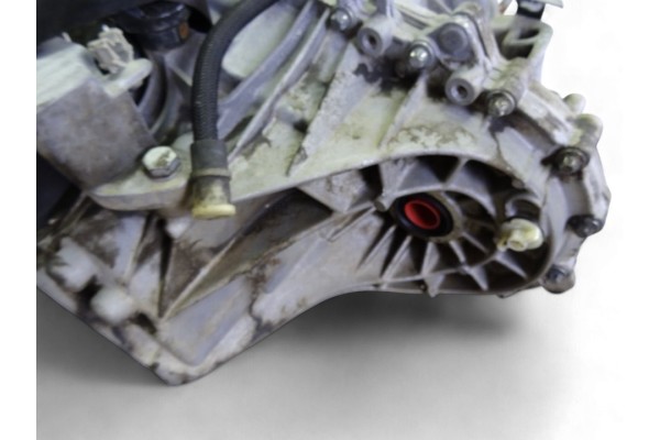 TL4040  CAJA CAMBIOS RENAULT MEGANE III SPORT TOURER Business 2011 TL4040 216879 RENAULT - 1