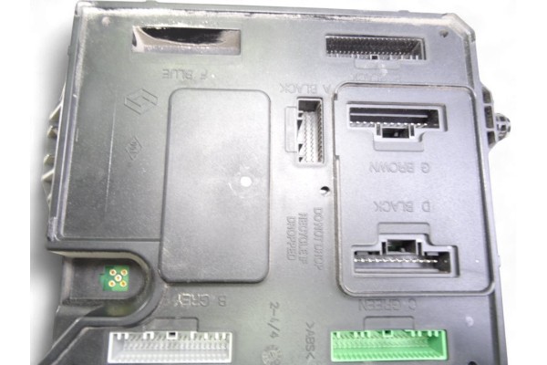 284B17882R CAJA RELES / FUSIBLES RENAULT MEGANE III SPORT TOURER Business 2011 284B17882R 217620 RENAULT - 2