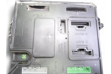 284B17882R CAJA RELES / FUSIBLES RENAULT MEGANE III SPORT TOURER Business 2011 284B17882R 217620 RENAULT - 2