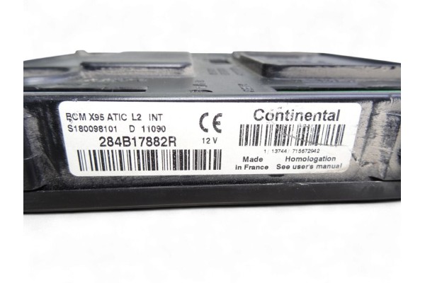 284B17882R CAJA RELES / FUSIBLES RENAULT MEGANE III SPORT TOURER Business 2011 284B17882R 217620 RENAULT - 3