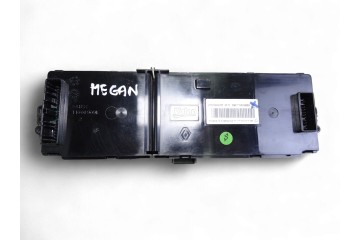 275100007R MANDO CLIMATIZADOR RENAULT MEGANE III SPORT TOURER Business 2011 275100007R 217623 RENAULT - 2