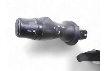 255670019R MANDO LUCES RENAULT MEGANE III SPORT TOURER Business 2011 255670019R 217619 RENAULT - 4