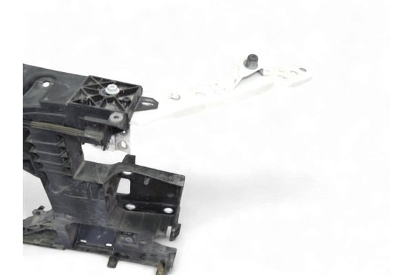 752100004R PANEL FRONTAL RENAULT MEGANE III SPORT TOURER Business 2011 752100004R 217588 RENAULT - 1