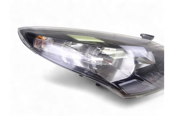 260103187R FARO DERECHO RENAULT MEGANE III SPORT TOURER Business 2011 260103187R 217575 RENAULT - 2