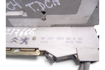 9660700480  CERRADURA PUERTA TRASERA DERECHA CITROEN C4 BERLINA Collection 2006 9660700480 217666 CITROEN - 4