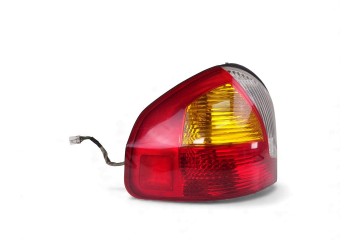 PILOTO TRASERO IZQUIERDO HYUNDAI SANTA FE (SM)