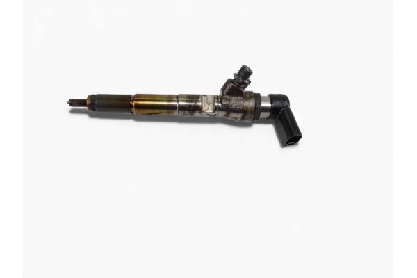 8201100113 INYECTOR MERCEDES-BENZ CLASE A (BM 176)