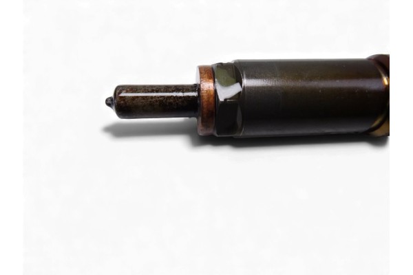 8201100113 INYECTOR MERCEDES-BENZ CLASE A (BM 176)