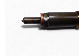 8201100113 INYECTOR MERCEDES-BENZ CLASE A (BM 176)