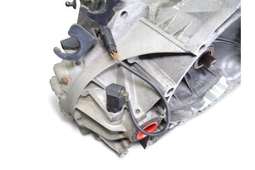 2S4R7002PA CAJA CAMBIOS FORD FOCUS BERLINA (CAK)