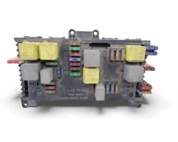 6395450301 CAJA RELES / FUSIBLES MERCEDES-BENZ VIANO (639)