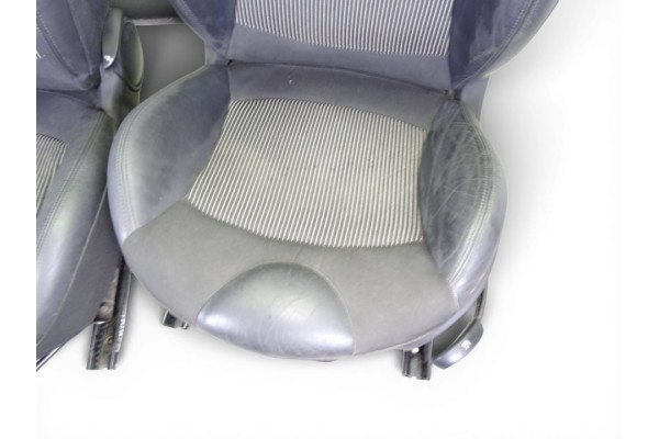 JUEGO ASIENTOS COMPLETO MINI MINI (R56)