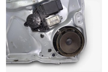 ELEVALUNAS DELANTERO IZQUIERDO VOLKSWAGEN PASSAT BERLINA (3B3)