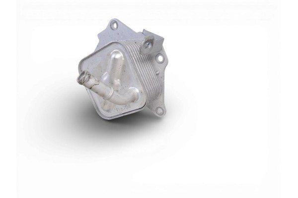 T16704 ENFRIADOR ACEITE MOTOR MAZDA CX-3 (DK)