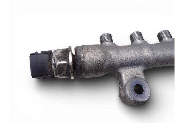 A5550 RAMPA INYECTORA MAZDA CX-3 (DK)