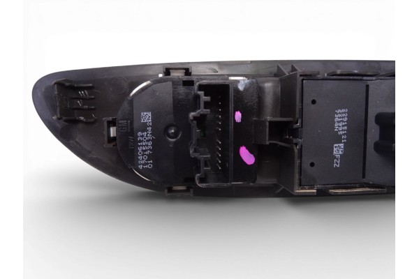 22915121 MANDO ELEVALUNAS DELANTERO IZQUIERDO OPEL MOKKA X