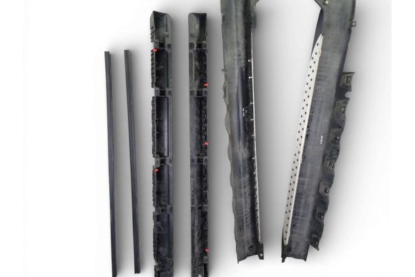 ESTRIBOS LATERALES BMW SERIE X3 (E83)