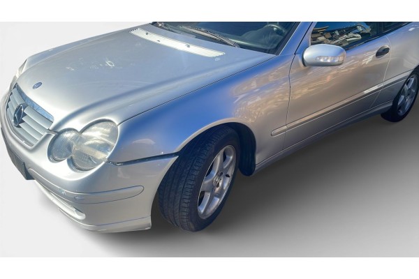 MERCEDES-BENZ CLASE C (BM 203) SPORTCOUPE C 200 Compressor (203.742)