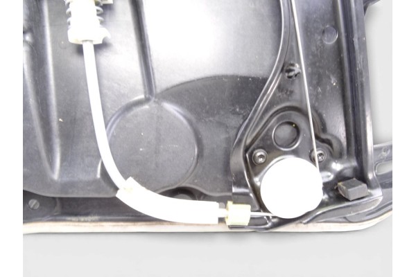 6 PIN ELEVALUNAS DELANTERO DERECHO MERCEDES-BENZ CLASE CLA (BM 117)