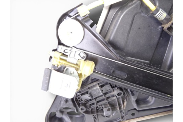 6 PIN ELEVALUNAS TRASERO DERECHO MERCEDES-BENZ CLASE CLA (BM 117)