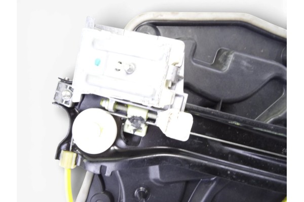 6 PIN ELEVALUNAS TRASERO DERECHO MERCEDES-BENZ CLASE CLA (BM 117)