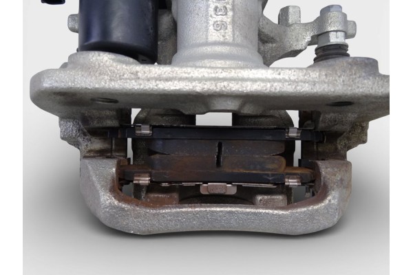 PINZA DE FRENO TRASERA DERECHA TOYOTA C-HR (X10)