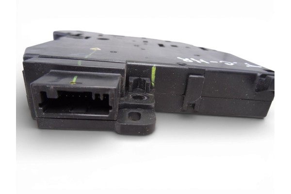 0638009004 MOTOR APERTURA TRAMPILLA TOYOTA C-HR (X10)