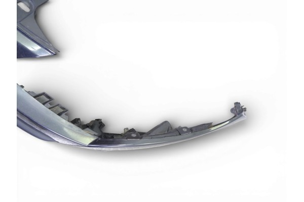 NEGRO PARAGOLPES DELANTERO RENAULT MEGANE III SPORT TOURER