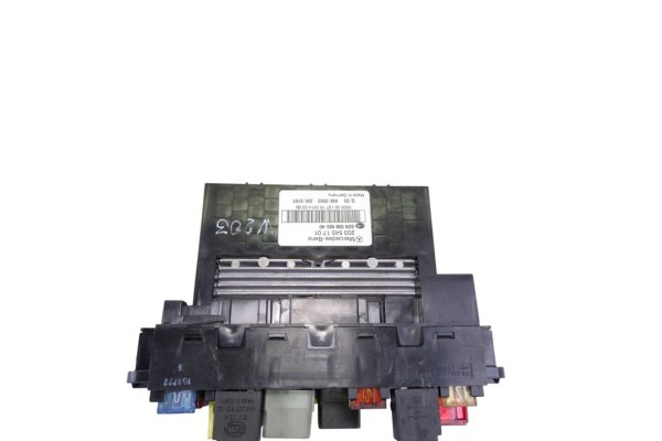 2035451701 CAJA RELES / FUSIBLES MERCEDES-BENZ CLASE C (BM 203) BERLINA