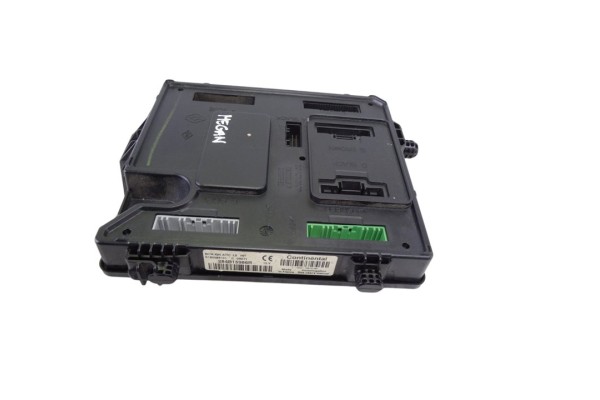 284B15986R CAJA RELES / FUSIBLES RENAULT MEGANE III SPORT TOURER