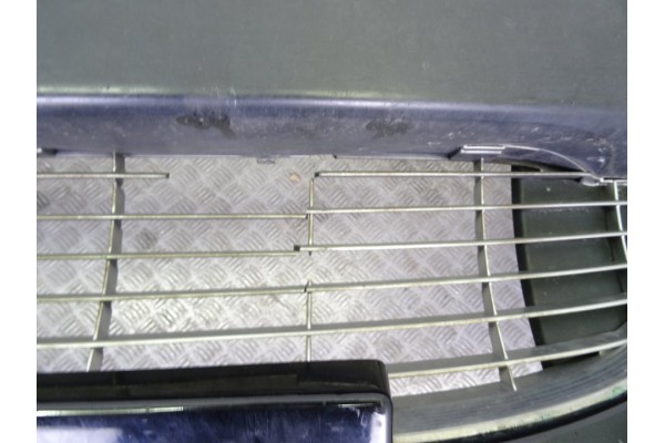 NEGRO PARAGOLPES DELANTERO PEUGEOT 308