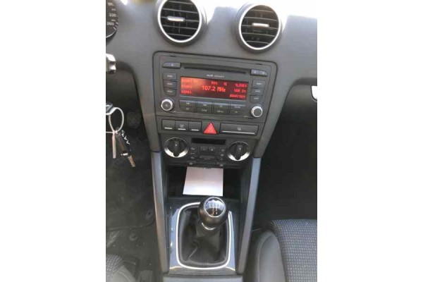 AUDI A3 SPORTBACK (8PA) 1.9 TDI Ambiente