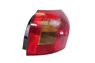 PILOTO TRASERO DERECHO TOYOTA COROLLA (E12)